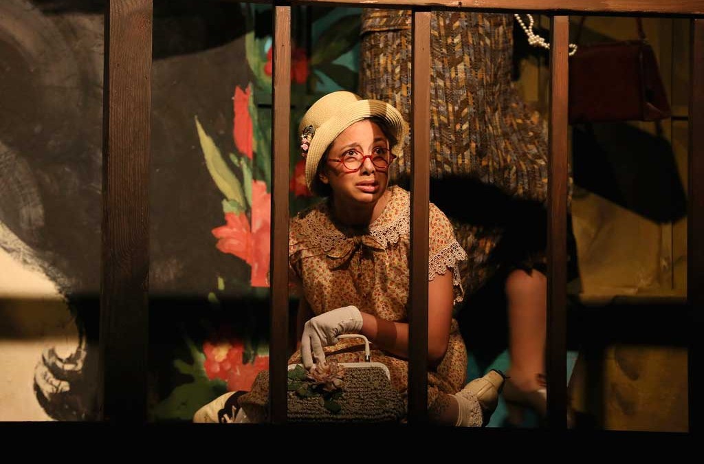 a scene from Anna in the Tropics