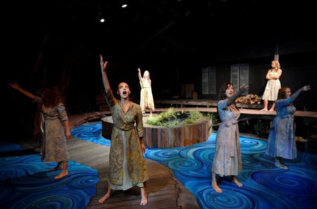 a scene from 12 Ophelias
